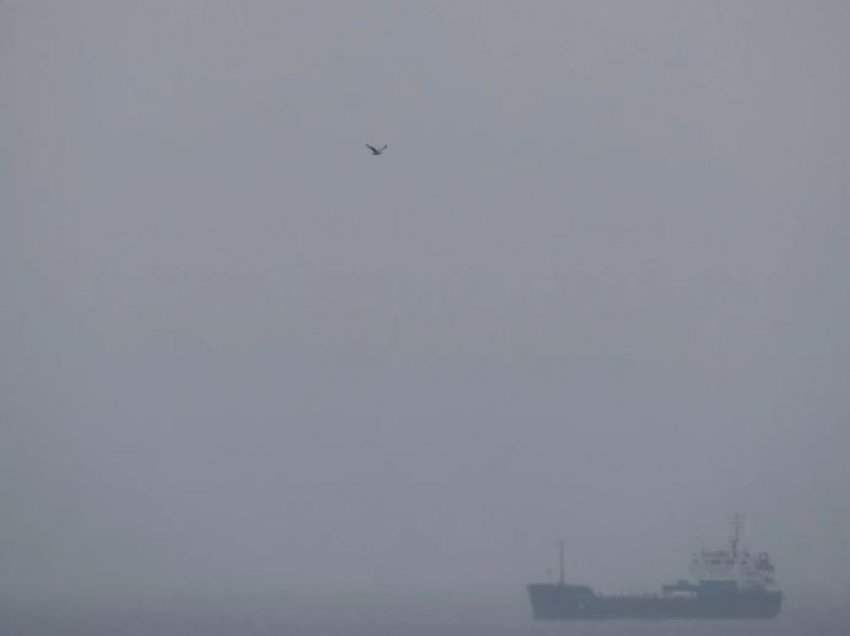 Zhduken dy persona pas përplasjes së dy anijeve në Baltik