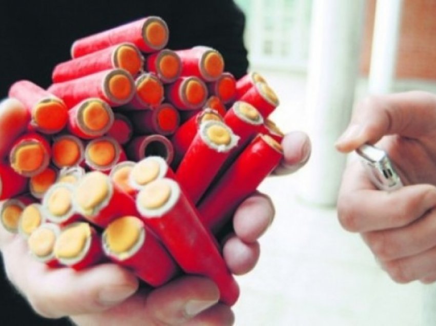 Policia konfiskon mbi 26 mijë fishekzjarrë në Tetovë