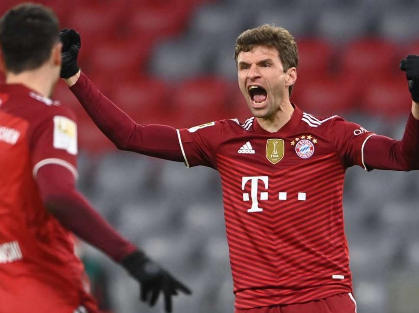 Muller gol në ndeshjen e 400-të, Bayern bindshëm