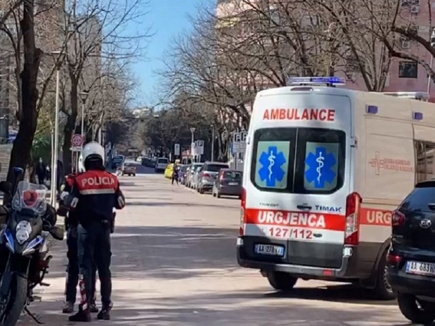 Aksident i rëndë në Tiranë/ Vdes pasagjeri, në gjendje kritike shoferi