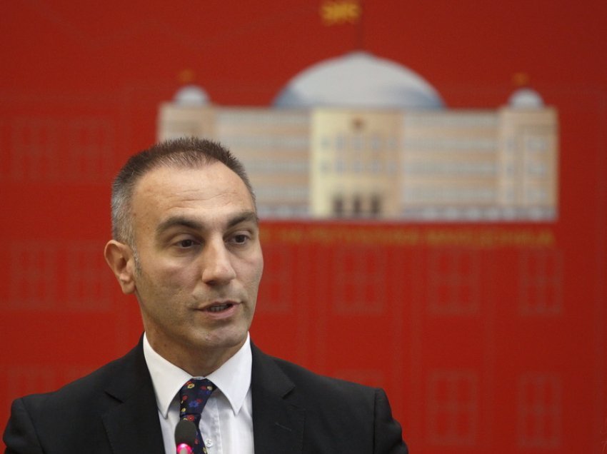 Grubi: Kryeministrin shqiptar e propozon Ali Ahmeti, VMRO mund të propozojë kur t’i fitojë zgjedhjet