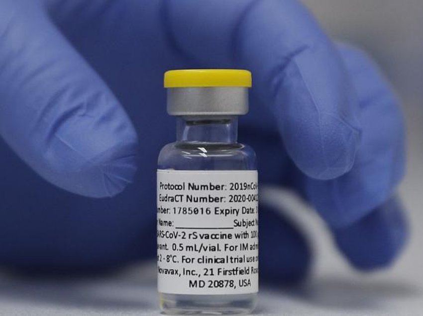 Vaksina Novavax për COVID bëhet vaksina e pestë që miratohet për përdorim në BE