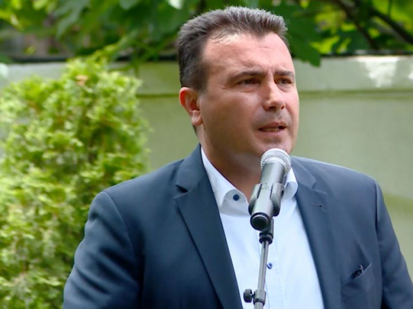VOA: Kryeministri maqedonas dorëzon dorëheqjen në parlament