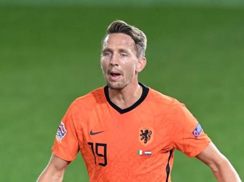 Sulmuesi holandez mbetet në La Liga!