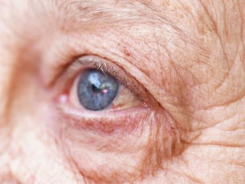 3 mënyra si të mbroni shikimin me kalimin e moshës