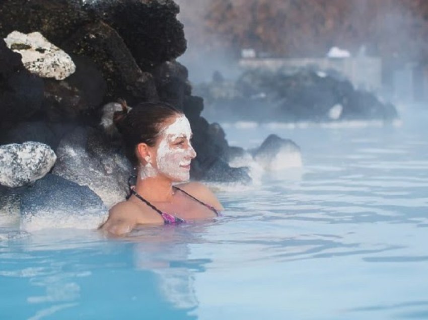 ​Si e përdorin islandezët ujin dhe burimet termale për të ruajtur shëndetin