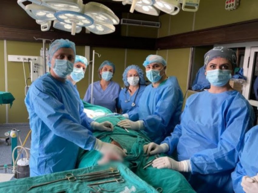 ​Për herë të parë në Kosovë kryhet operacioni i arteries karotide të brendshme