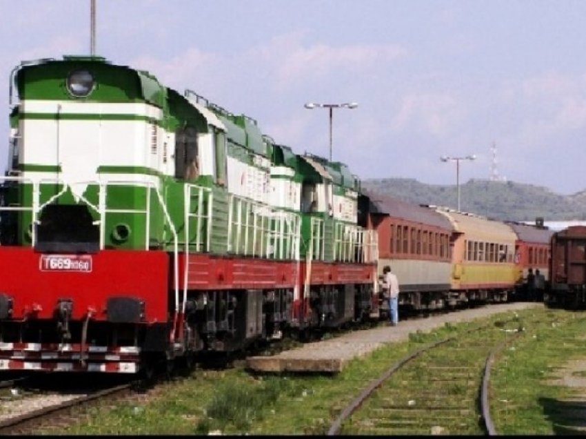 Trenat pa vagona dhe pa shina i përdorën 18 mijë shqiptarë
