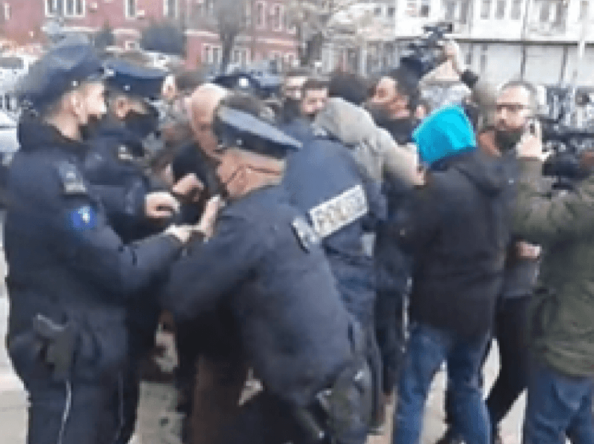 Policia e Kosovës jep detaje nga përleshja që ndodhi me aktivistët e PSD’së