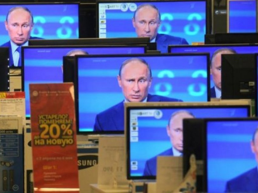 Ukraina mbyll 9 kanale televizive që financoheshin nga Rusia