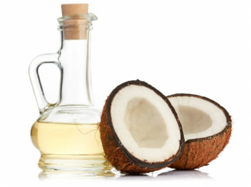 5 arsye të forta pse duhet ta përdorësh vajin e kokosit në dimër