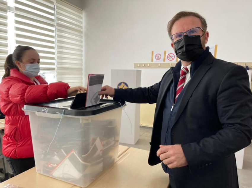 Haki Abazi: Çdo votë e shqiptarëve dhe joserbëve është e domosdoshme