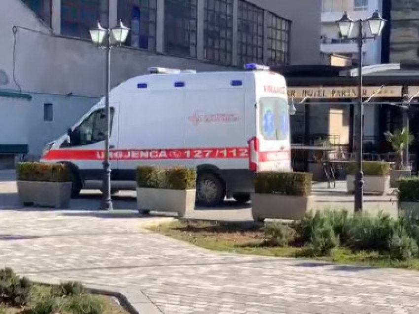 Pësoi hemorragji cerebrale pak para nisjes së procesit të vaksinimit, mjeku nga Vlora niset me urgjencë drejt Tiranës