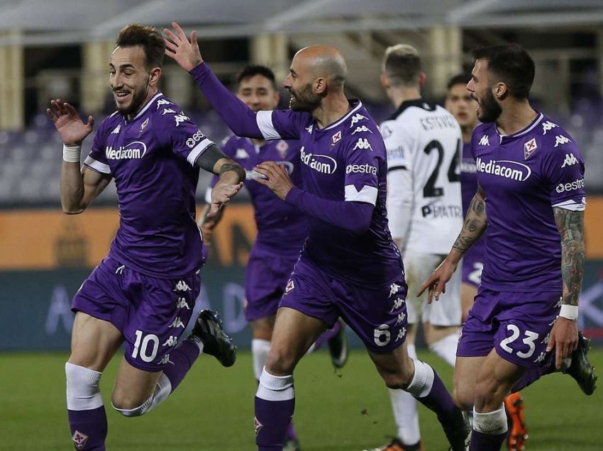 Fiorentina shpërthen në pjesën e dytë