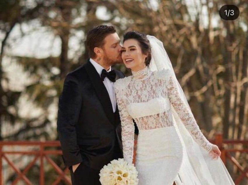 Pas divorcit të bujshëm, aktorja e ‘Ertugrul’ martohet për herë të dytë me këngëtarin shqiptar
