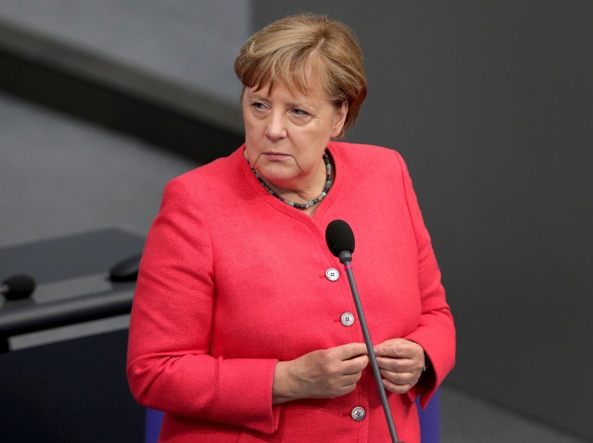 Merkel: Duhen disa muaj për krijimin e certifikatës së vaksinave