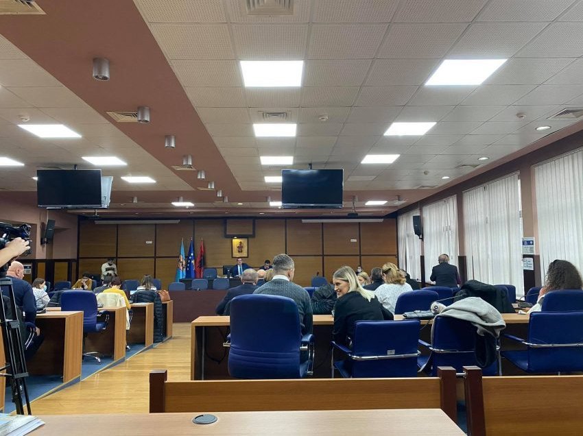 Komuna e Prishtinës ka zbatuar vetëm 6 nga 21 rekomandimet e Auditorit