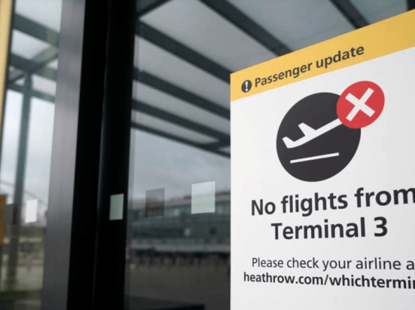 Britania me masa të reja, shteti kërkon test negativ për udhëtarët që vijnë nga shtetet tjera
