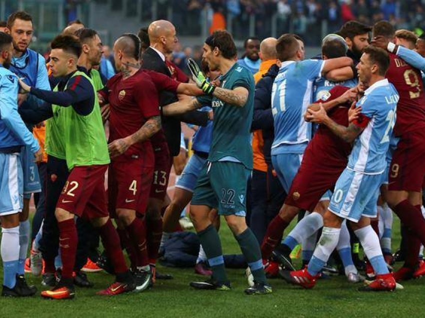 Ish lojtari i Romës ‘thumbon’ Lazion: Kemi ndeshje miqësore ndaj një ekipi të vogël