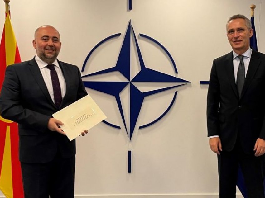 Ambasadori Taleski i dorëzoi letrat kredenciale te Sekretari i Përgjithshëm i NATO-s, Stoltenberg