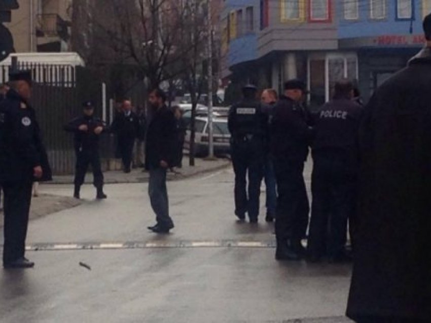 Përleshen 5 të mitur në Prizren, vritet njëri