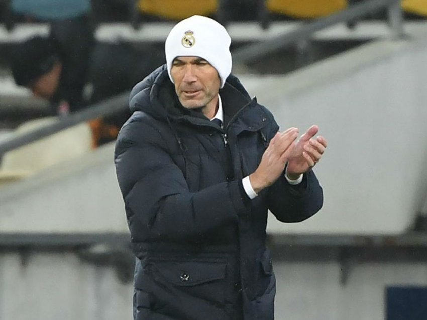 Zinedine Zidane do të mbetet trajner i Real Madridit, të paktën deri në fund të këtij sezoni