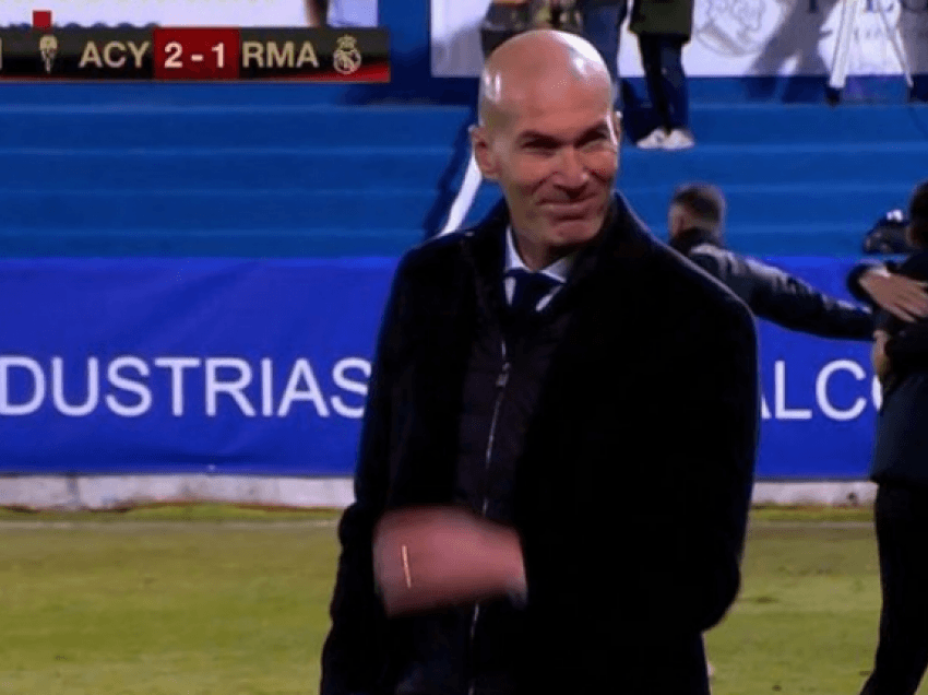 A do të shkarkohet Zidane?