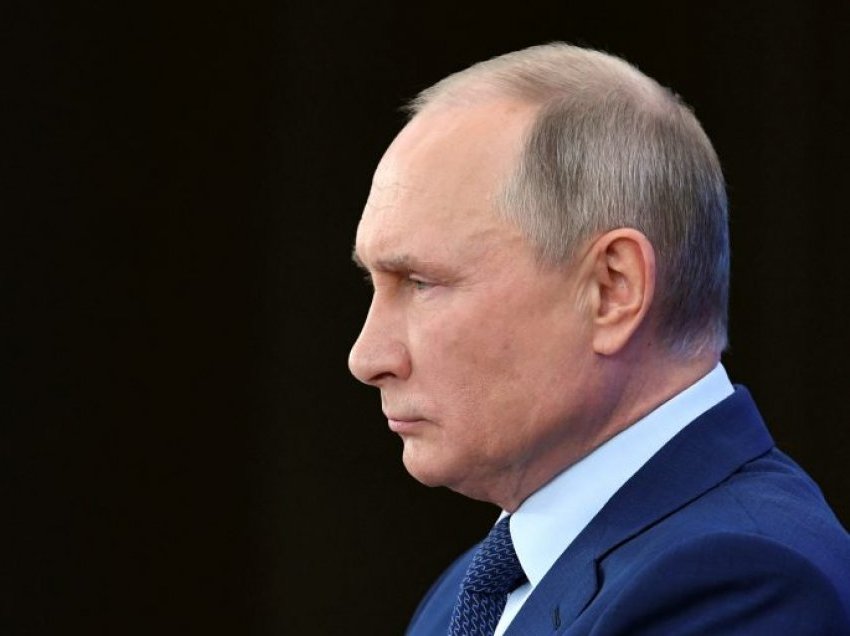 Presidenti rus Putin nënshkruan zgjatjen e afatit të traktatit të ri START
