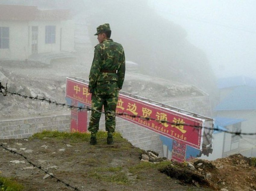 Trupat kineze dhe indiane “në përplasje të re kufitare”