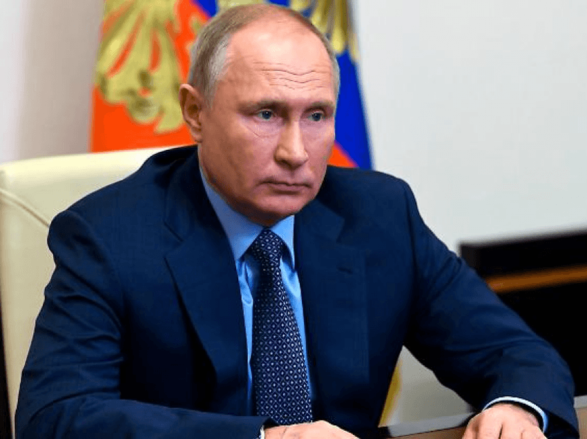 Putini hedh poshtë pretendimet e pallatit që ia mvesh Nawalny