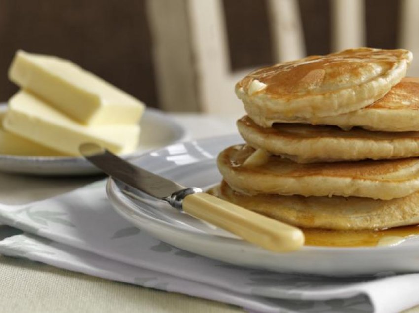 Si t’i përgatisni të famshmet pancakes amerikane
