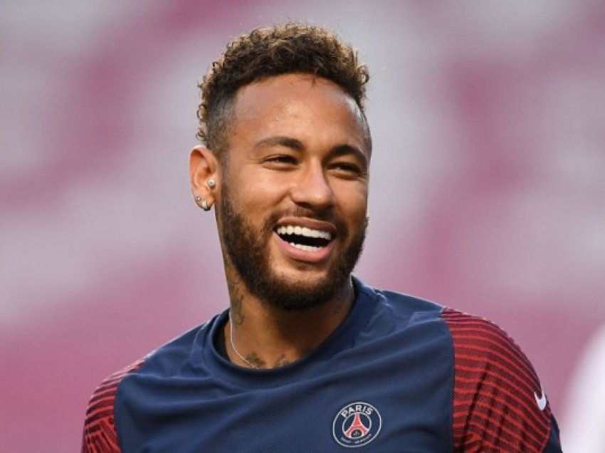 ​Neymar tregon nëse do të organizojë festë të madhe për datëlindjen e tij