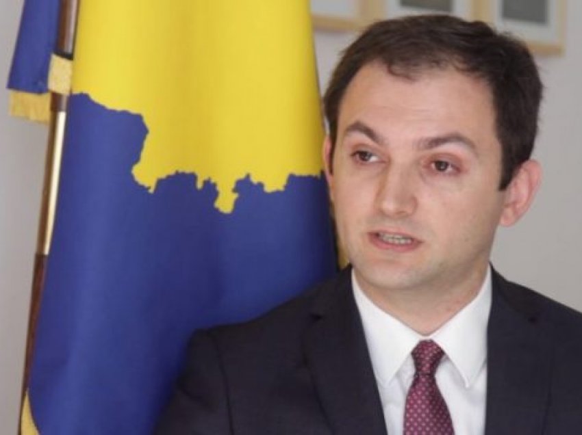 Ambasadori nga Kosova në Francë telefonohet e regjistrohet nga KQZ’ja për votim