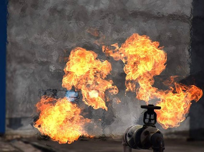 Shpërthen bombola e gazit në Velipojë, plagosen rëndë 4 persona
