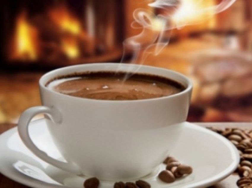 E thotë Shoqata Evropiane e Kardiologjisë: 3 kafe në ditë ndihmojnë në...