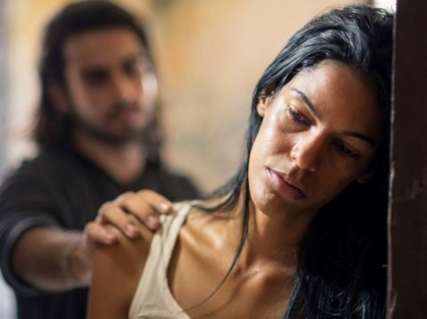 Pse e kanë të vështirë gratë të shkëputen nga një marrëdhënie abuzive?