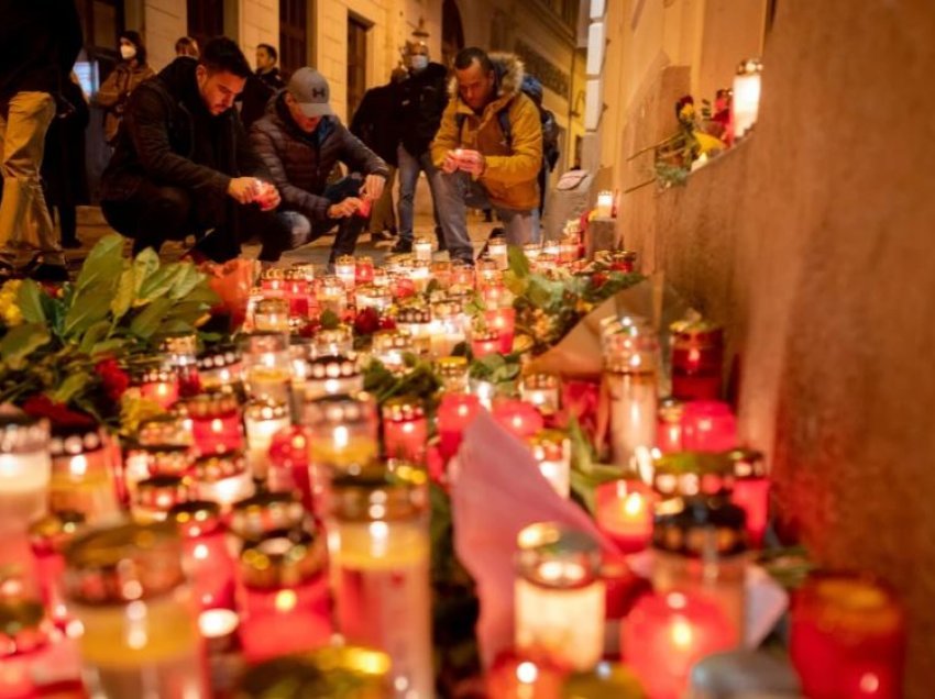 Bastisen shtëpitë e dy shqiptarëve të dyshuar për lidhje me sulmin në Vjenë vitin e kaluar
