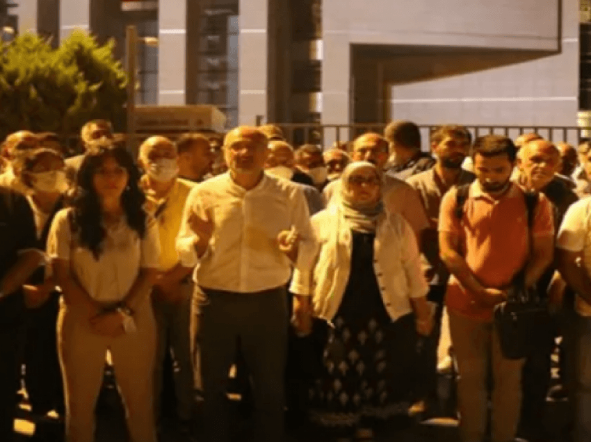 Predikuan religjionin në gjuhën e tyre, arrestohen disa kurdë në Turqi