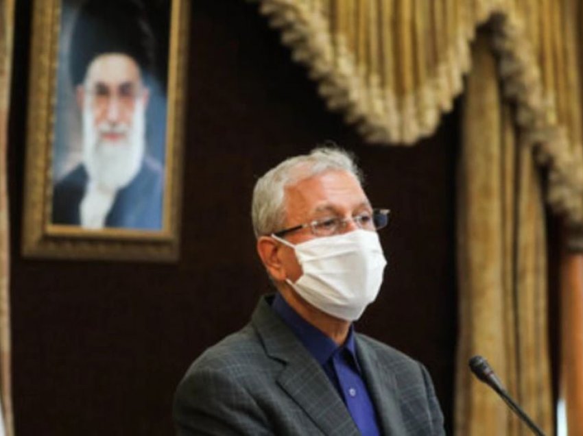Irani thotë se po bisedon me SHBA-në për shkëmbimin e të burgosurve