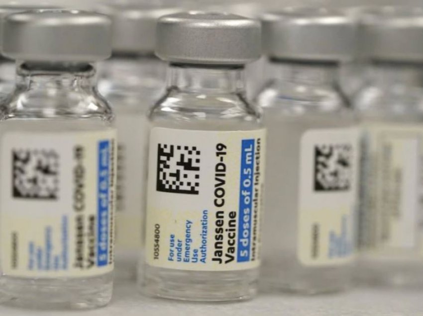 Në SHBA paralajmërohet për lidhje të mundshme mes vaksinës J&J dhe një sëmundjeje të rrallë