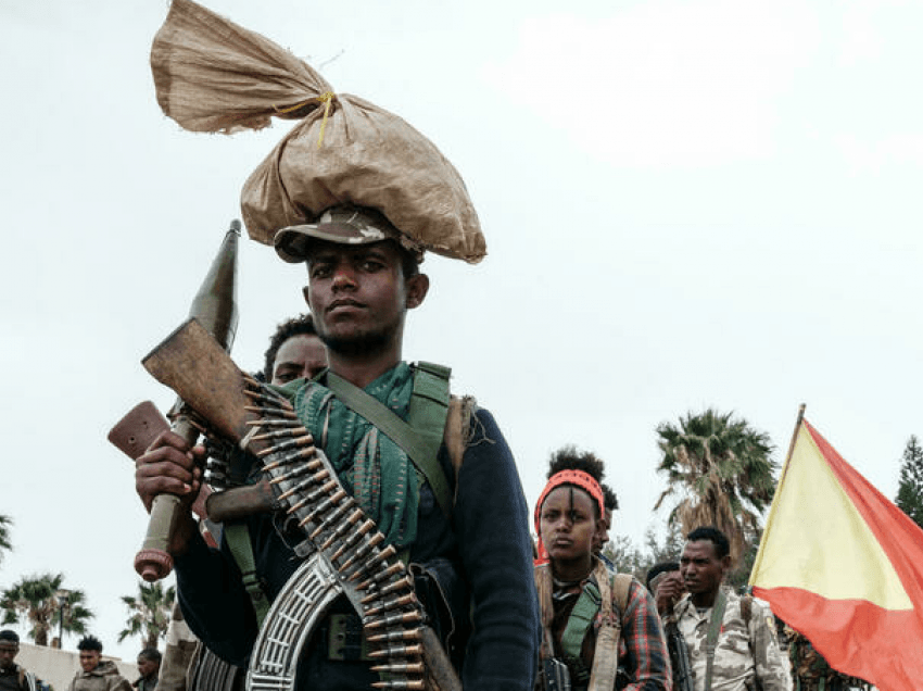Kryeministri i Etiopisë zotohet të zmbrapsë 'armiqtë' pas sulmit të rebelëve Tigray