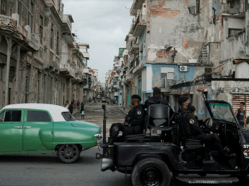Kuba heq kufizimet doganore të ushqimit dhe ilaçeve në koncesion për protestuesit