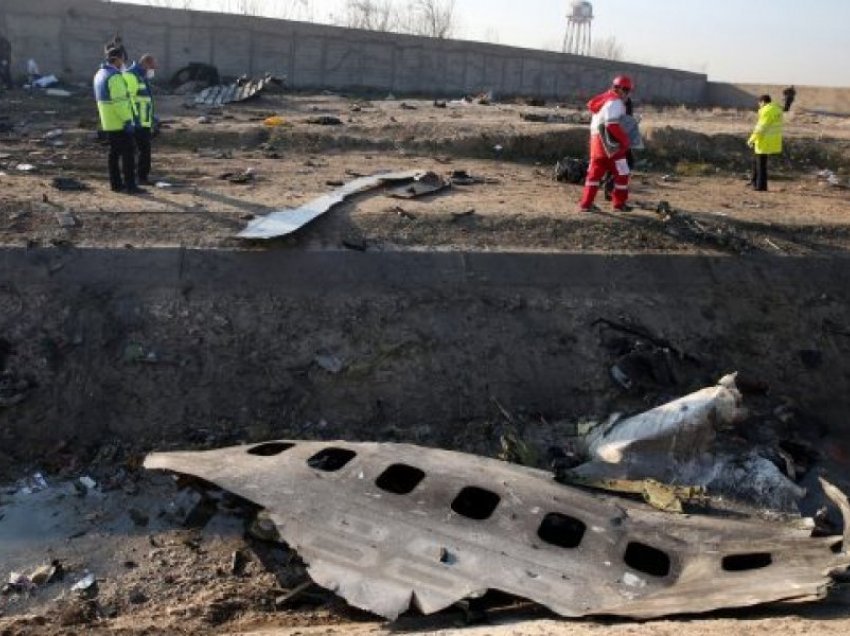 Në Siberi rrëzohet aeroplani rus me 17 persona në bord