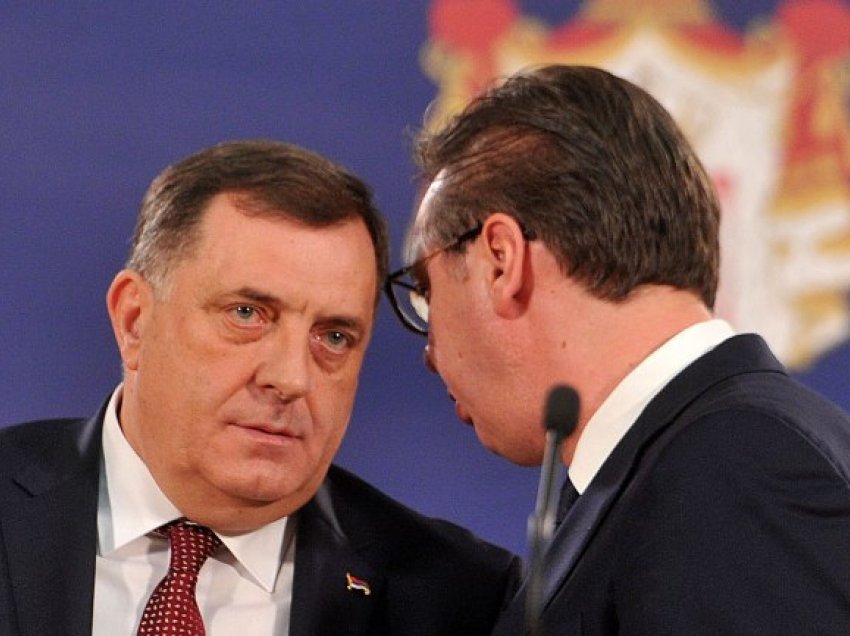 Edhe Dodik mbështet idenë për “botën serbe”