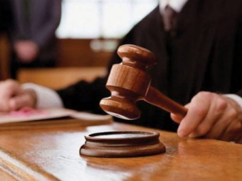 Gjykata e Sarandës lë 7 persona në burg
