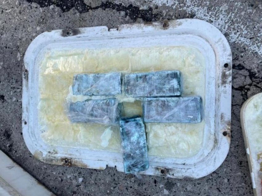 Bllokohen mbi 6 kg kokainë në Portin e Durrësit, detajet e para