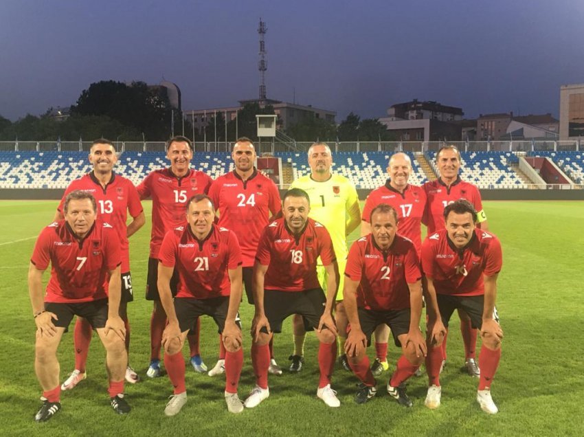 Miqësore në nderim të Fadil Vokrrit, mbyllet ndeshja e legjendave mes Kosovës dhe Shqipërisë
