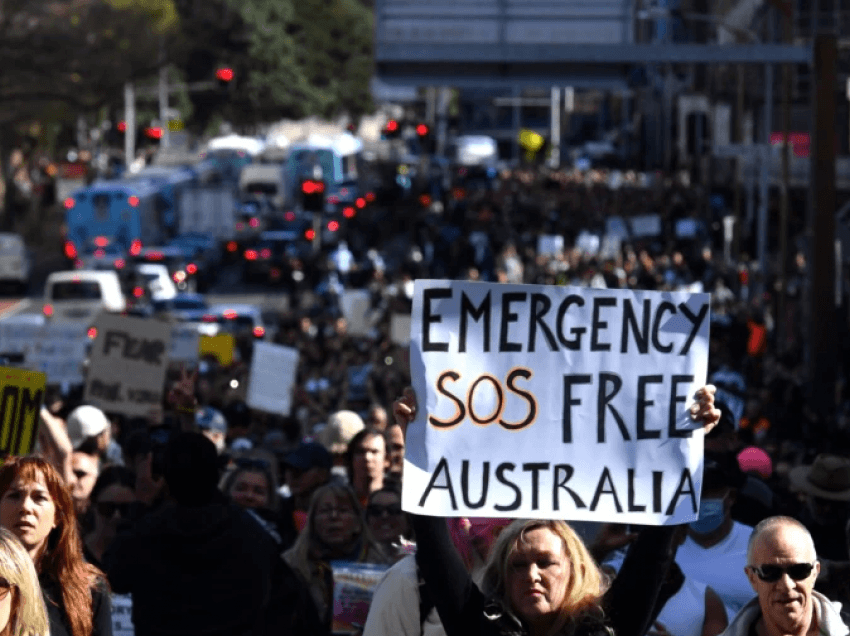Në Australi protestohet kundër izolimit