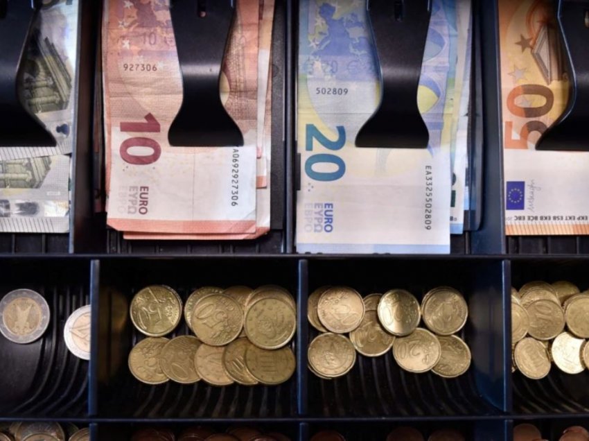 Pesë euro dhe dy euro më të falsifikuarat