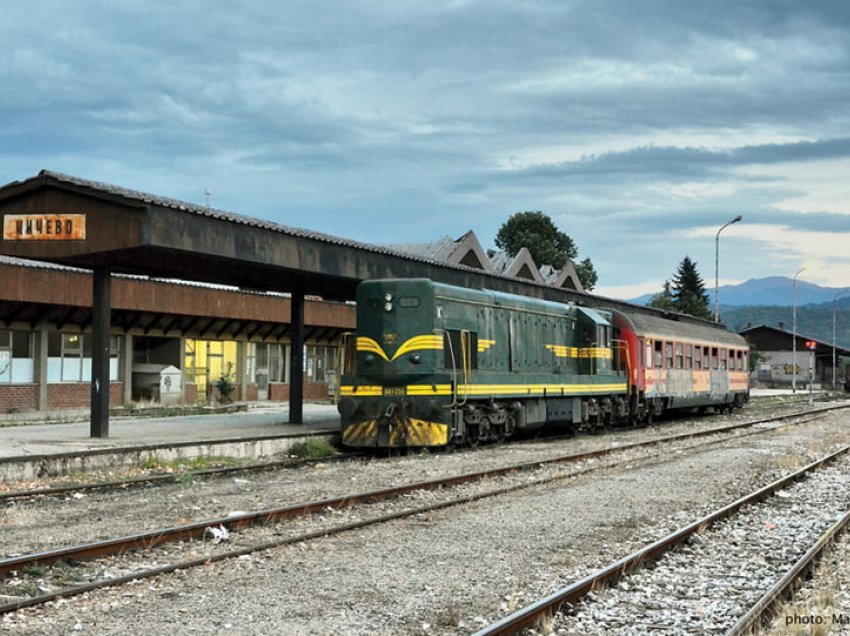 Ndalohet funksionimi i linjës hekurudhore Shkup-Kërçovë